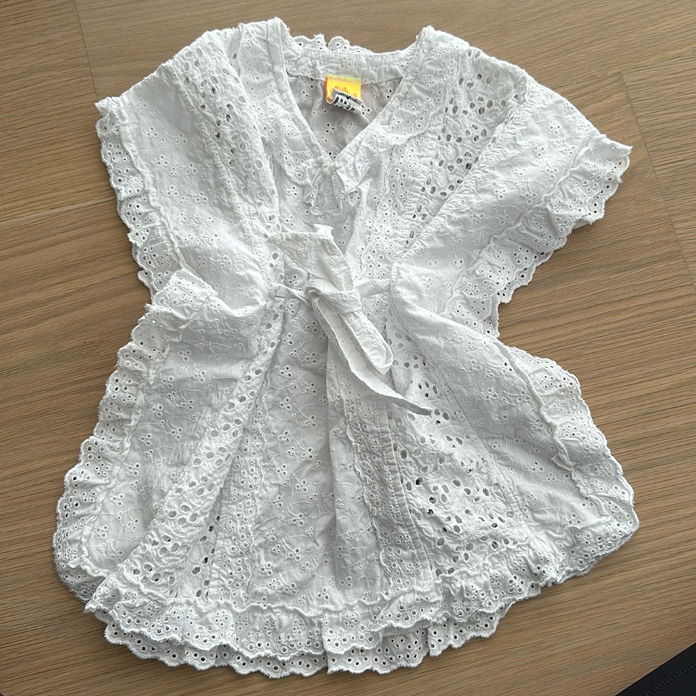 Agua bendita coverup